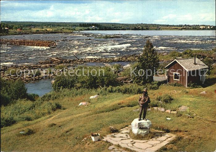 Finnland Suomi Lappland Wasserfall Statue Faehrmann