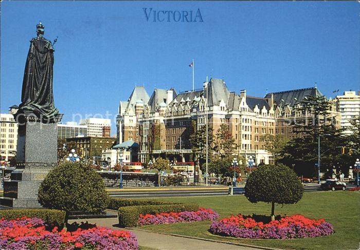 Victoria British Columbia Bronze statue of Queen Victoria Overlooking the inner