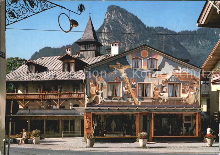 OBERAMMERGAU Bayern Passionsspielort Dorfplatz mit Fresko Das Gel?bte