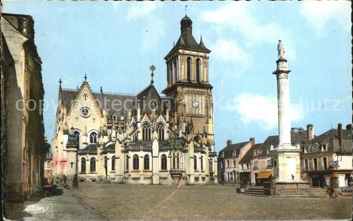 Beaufort-en-Vallee 49 Abside  Place Jeanne de Laval