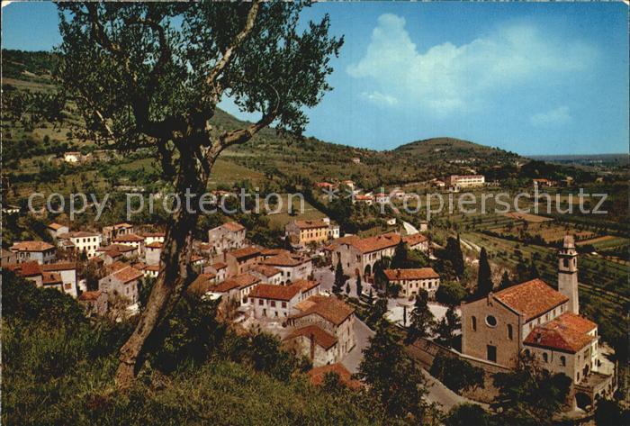 Arqua Petrarca Panorama verso la Chiesa