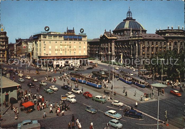 Muenchen Bayern Stachus und Justizpalast