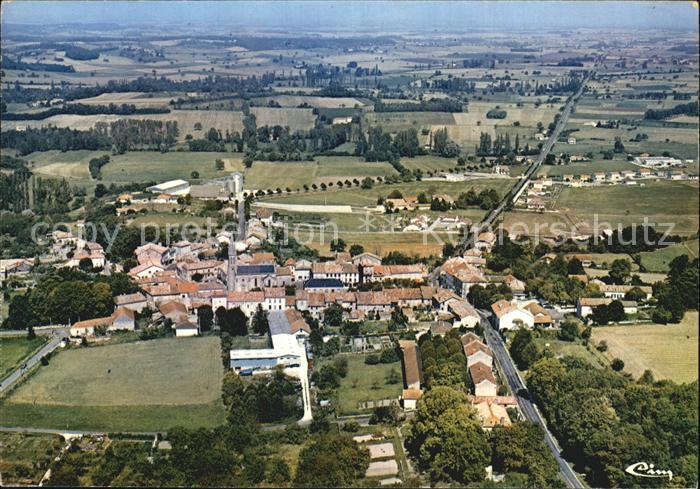 Verteillac Vue generale aerienne