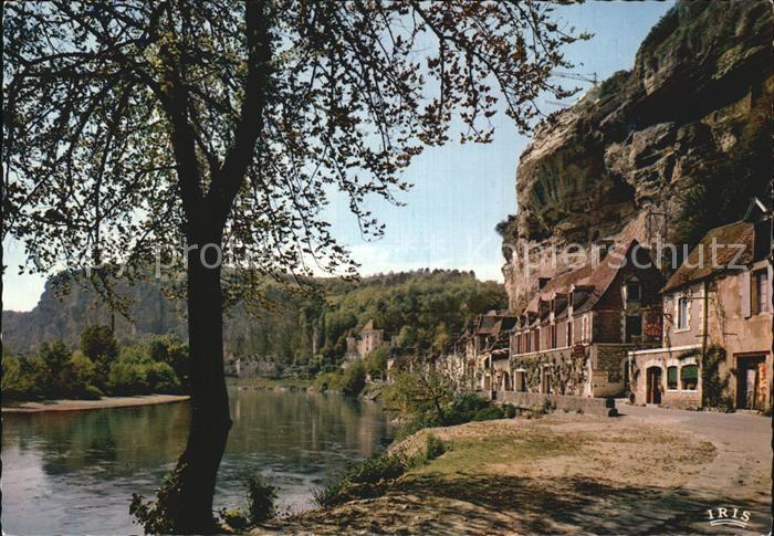 La Roque-Gageac Au fond le manoir de Tarde
