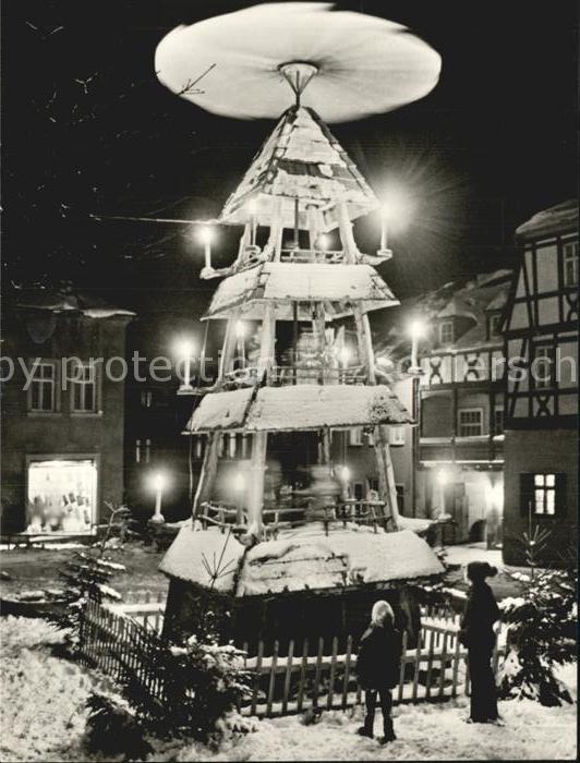 Zwoenitz Pyramide am Markt Weihnachtszeit