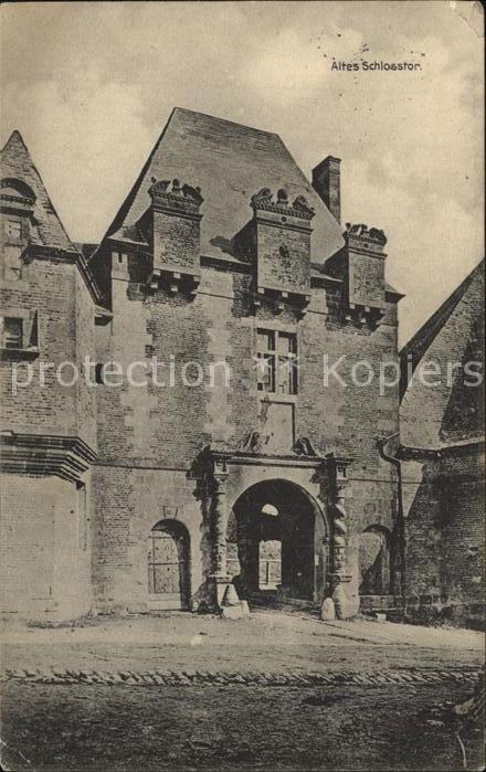 Grandpre Altes Schlosstor