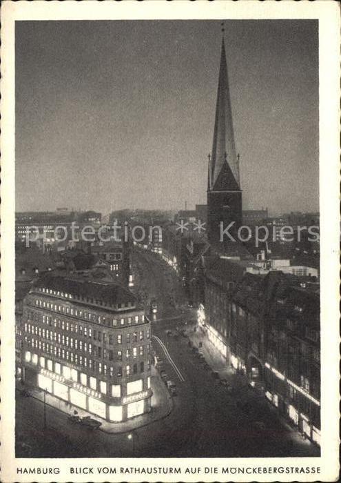 HAMBURG  CITY Blick vom Rathausturm Moenckebergstrasse Nachtaufnahme