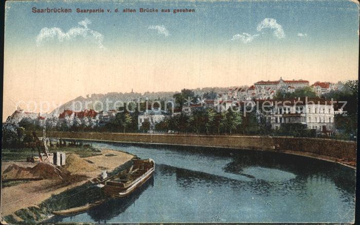SAARBRueCKEN Saarland Saarpartie von Bruecke aus gesehen