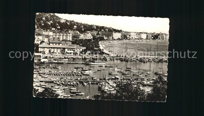 Cannes Alpes-Maritimes Port et la Croisette
