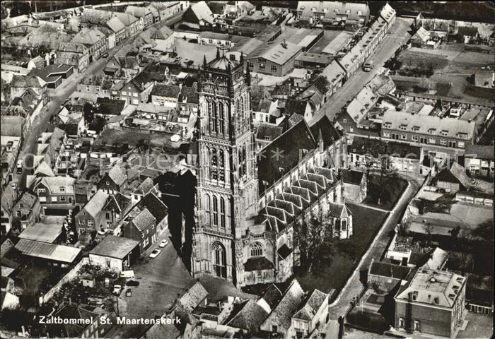 Zaltbommel Fliegeraufnahme St. Maartenskerk