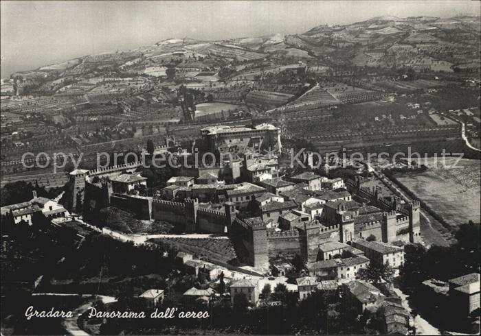 Gradara Pesaro Fliegeraufnahme