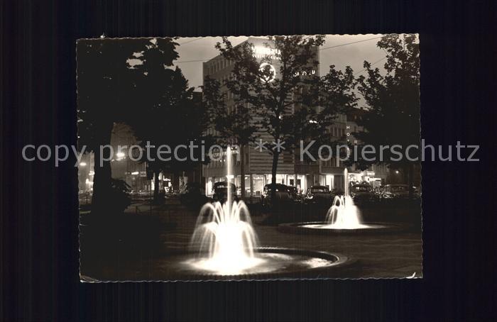 Koeln Rhein Springbrunnen Ringstrasse