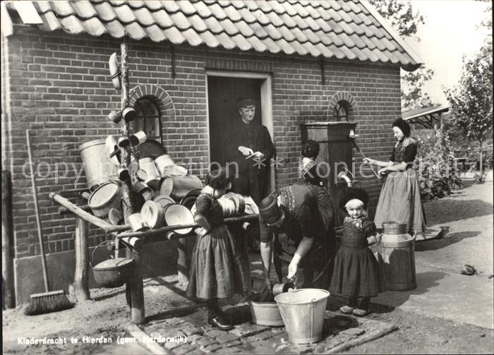 Hierden Kindertracht