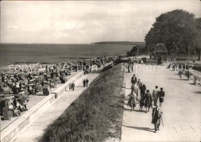 Kuehlungsborn Ostseebad Strandpromenade