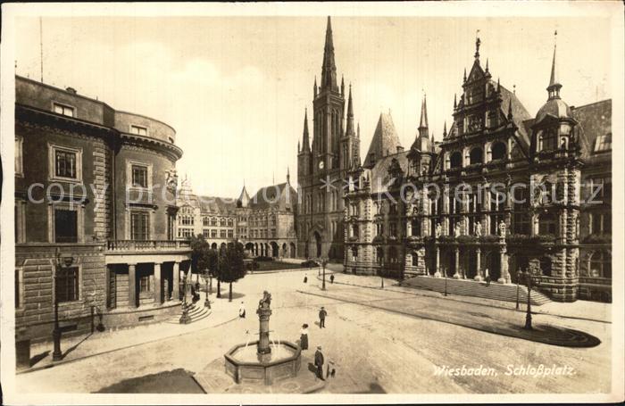 Wiesbaden Schlossplatz