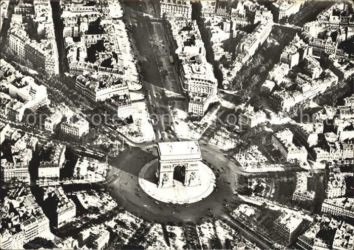 Paris Place et Arc de Triomphe de l'Etoile Vue aerienne