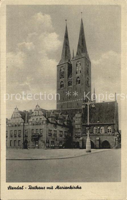 Stendal Rathaus mit Marienkirche