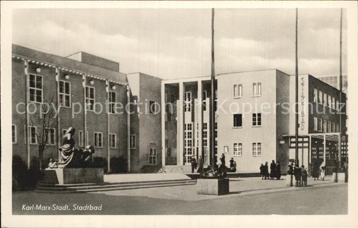 Karl-Marx-Stadt Stadtbad Denkmal Statue