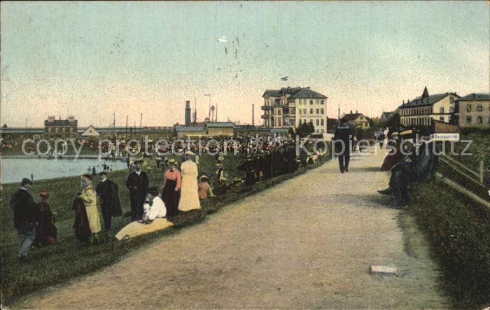 Cuxhaven Nordseebad Am Spielbassin bei Modellschiff Regatta Promenade