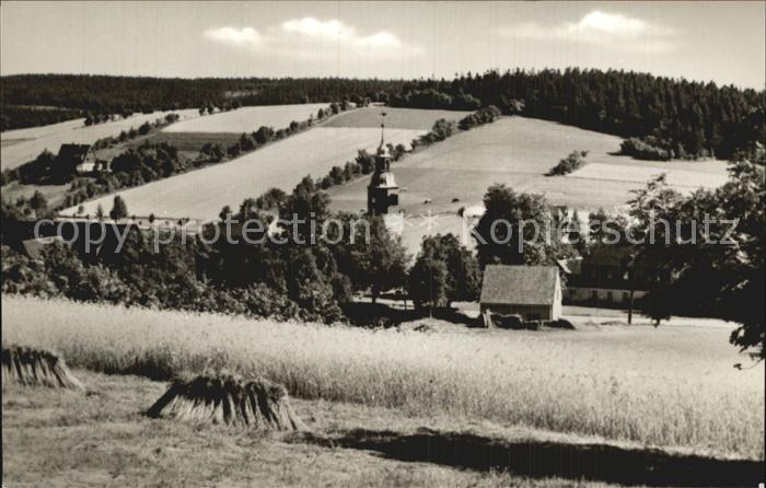 Schellerhau Blick zur Kirche Felder Landwirtschaft