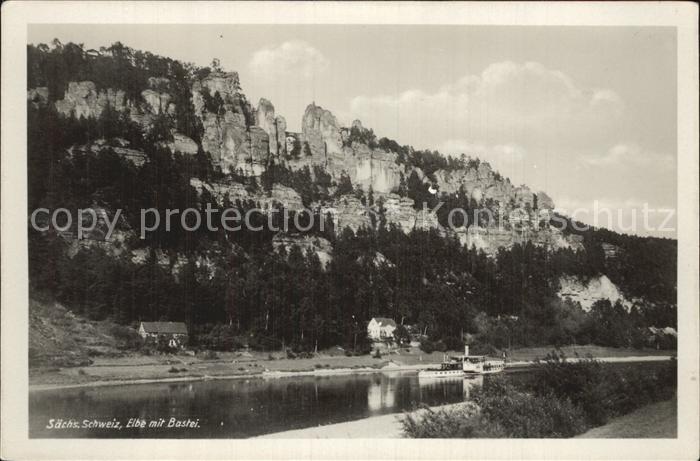 Rathen Saechsische Schweiz Uferpartie an der Elbe mit Bastei Elbsandsteingebirge