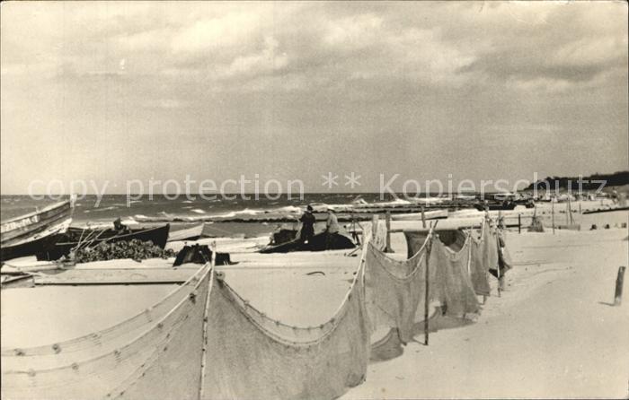 Zingst Ostseebad Strand Fischernetze