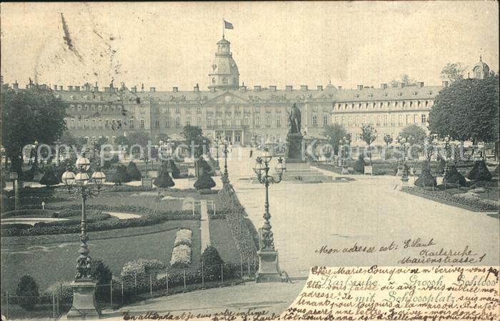 Karlsruhe Baden Schloss mit Schlossplatz