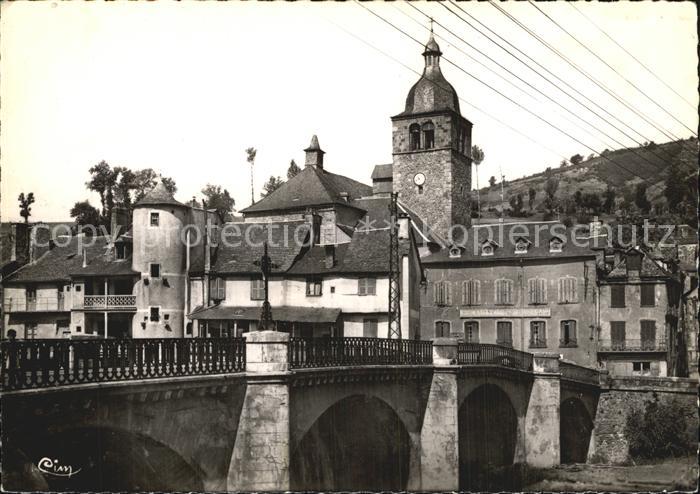 St Geniez Dolt Pont sur le Lot et le Clocher