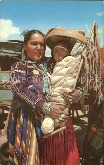Indianer Native American Navajo Family and Baby