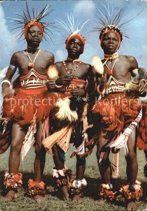 Typen Afrika Ceremonialtaenzer Tiv Division Nordnigeria