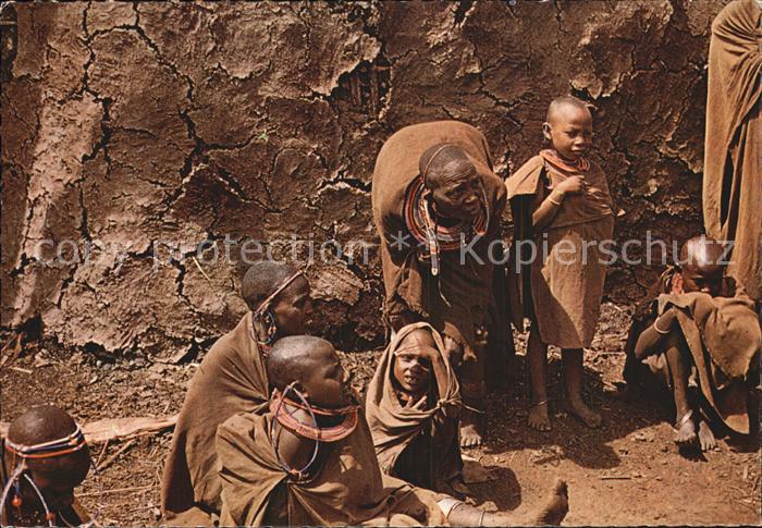 Typen Afrika Masai Women and Children