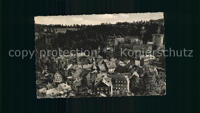 Monschau Montjoie NRW Stadtbild mit Burg und Jugendherberge
