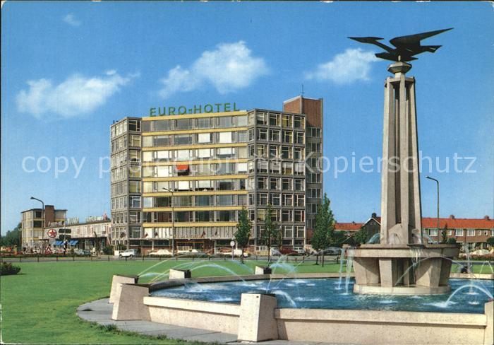 Leeuwarden Europaplein met Euro Hotel