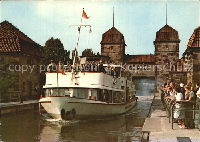 Minden Westfalen MS Helena Schachtschleuse zwischen Mittellandkanal und Weser