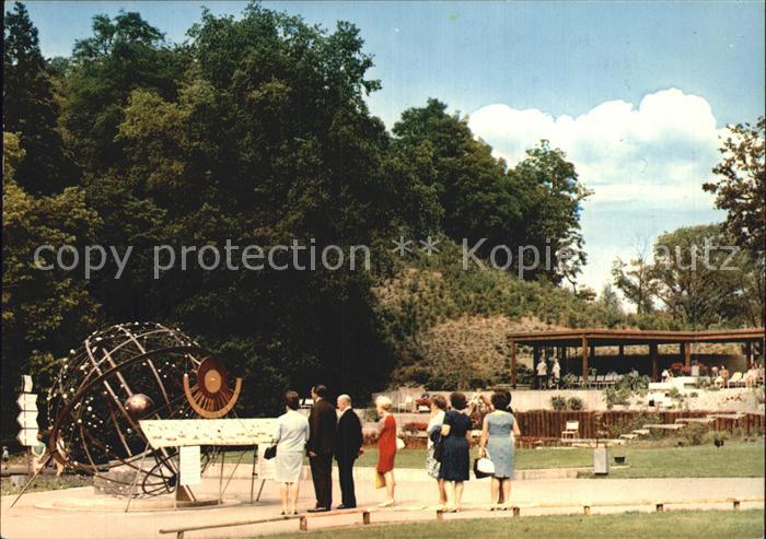 Karlsruhe Baden Bundesgartenschau Sonnenuhr mit Garten