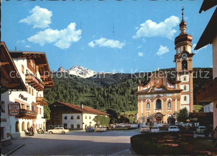 Goetzens Tirol mit Kirche und Nockspitze