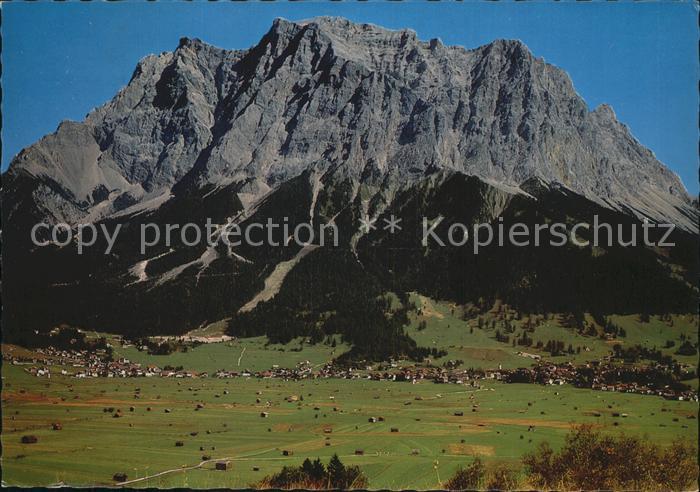 Ehrwald Tirol mit Zugspitze