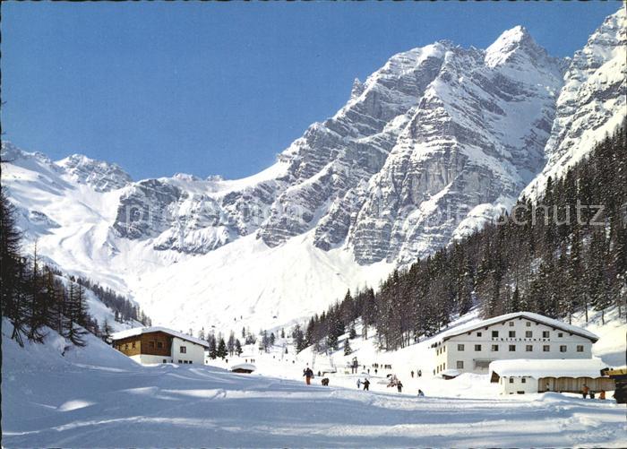 Stubaital Schlickeralm mit Hohen Burgstall und Schlicker Seespitze