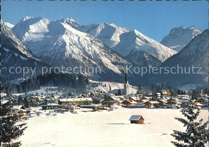 Oberstdorf mit Gr Krottenkopf Fuerschiesser und Kratzer