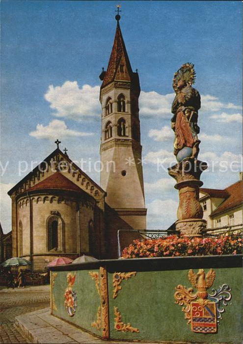 Schwaebisch Gmuend St Johanneskirche und Marienbrunnen