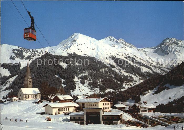 Mittelberg Kleinwalsertal Walmendingerhorn Bahn mit Kuhgehrenspitze und Hammersp