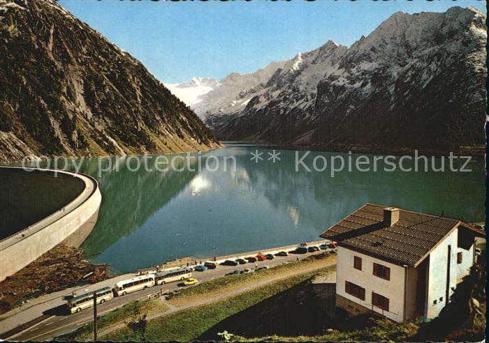 Dominikushuette am Schlegeis Stausee mit Hochfeiler und Schlegeiskees