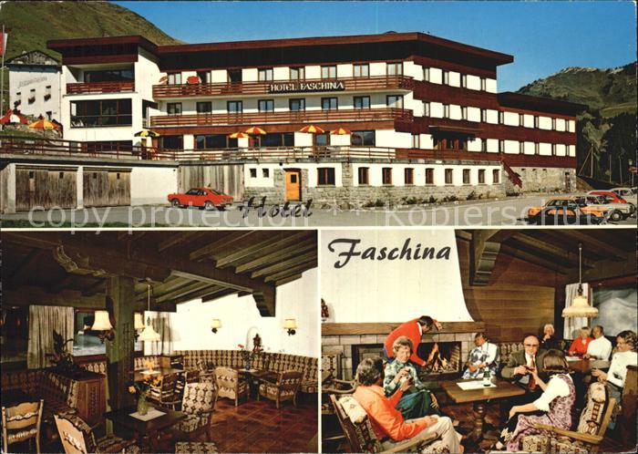 Fontanella Hotel Faschina Gastraum Kaminzimmer