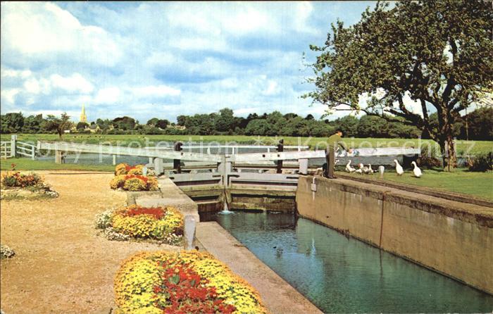 Lechlade St John Lock