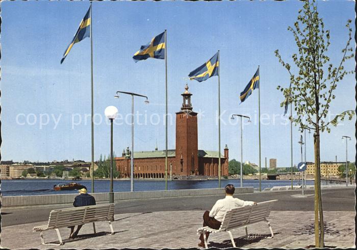 Stockholm Stadshuset fran Riddarholmen Rathaus Schwedische Flagge