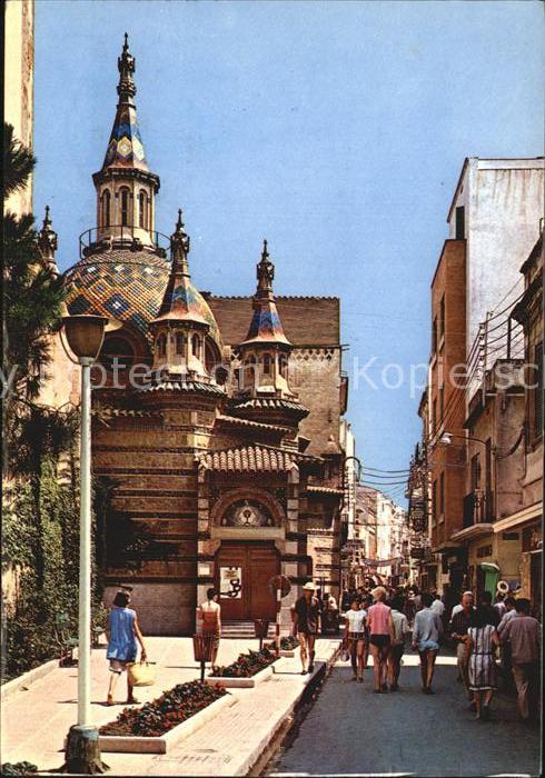 Lloret de Mar Iglesia Calle tipica