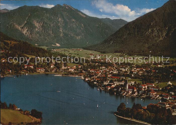 Rottach-Egern mit Bodenschneid Tegernsee Bayerische Alpen Fliegeraufnahme
