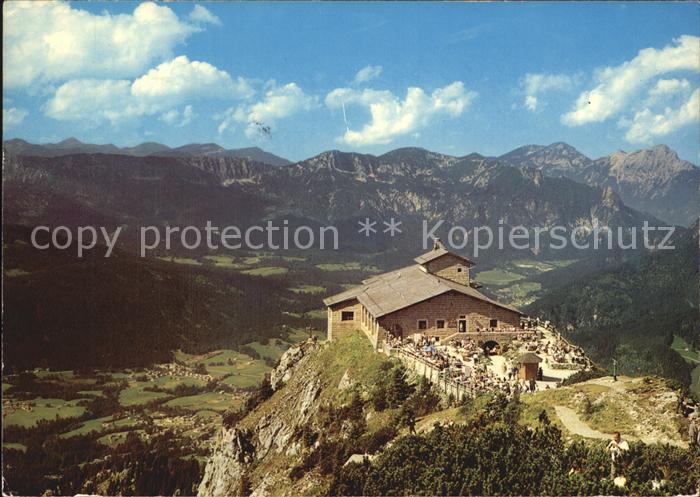 Kehlsteinhaus mit Blick auf Schoenau Lattengebirge und Staufen Alpenpanorama