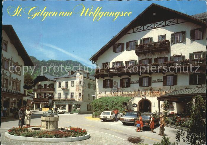 St Gilgen Salzkammergut Rathausplatz mit Mozartbrunnen