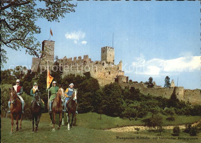 Loerrach Burgruine Roetteln mit Rittern